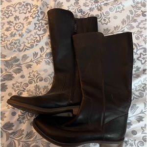 Timberland tall brown boots - never worn - size 10 ladies